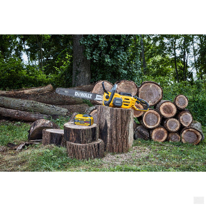 Dewalt 60V MAX Brushless Cordless 20 in. 15Ah Chainsaw Kit (DCCS677Z1)