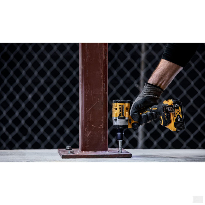 Dewalt 20V MAX ATOMIC Lithium-Ion Brushless Cordless 1/2" Impact Wrench with Hog Ring Anvil {Tool Only} (DCF921B)