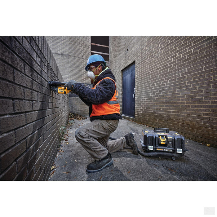 Dewalt 60V MAX* Brushless Cordless 4-1/2 in. - 6 in. Grinder with KICKBACK BRAKE™ Kit (DCG418X1)