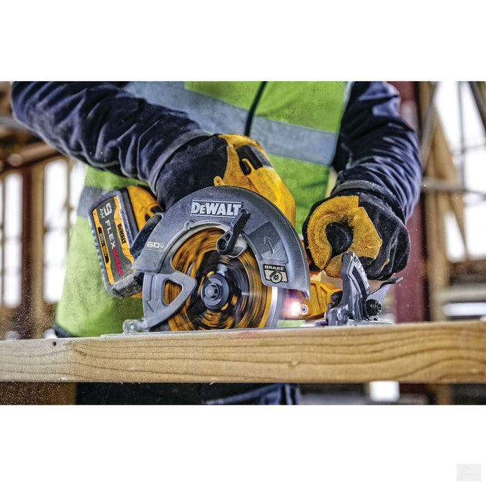 Dewalt FLEXVOLT® 60V MAX* Brushless 7-1/4 in. Cordless Circular Saw with Brake Kit (DCS578X1)