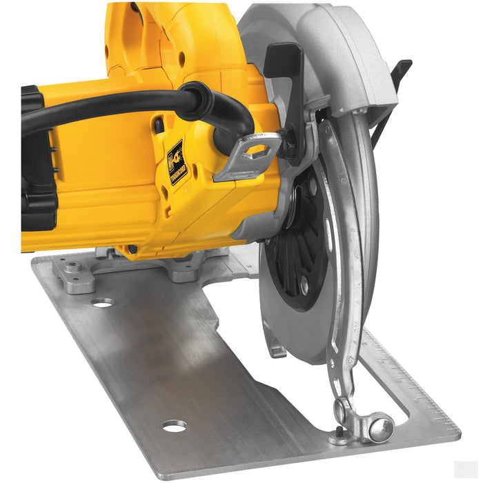 DEWALT 7-1/4" Light Weight Circular Saw [DWE575]
