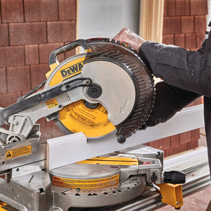 DEWALT 15 AMP 10 IN. Electric Single-Bevel Compound Miter Saw [DWS713]